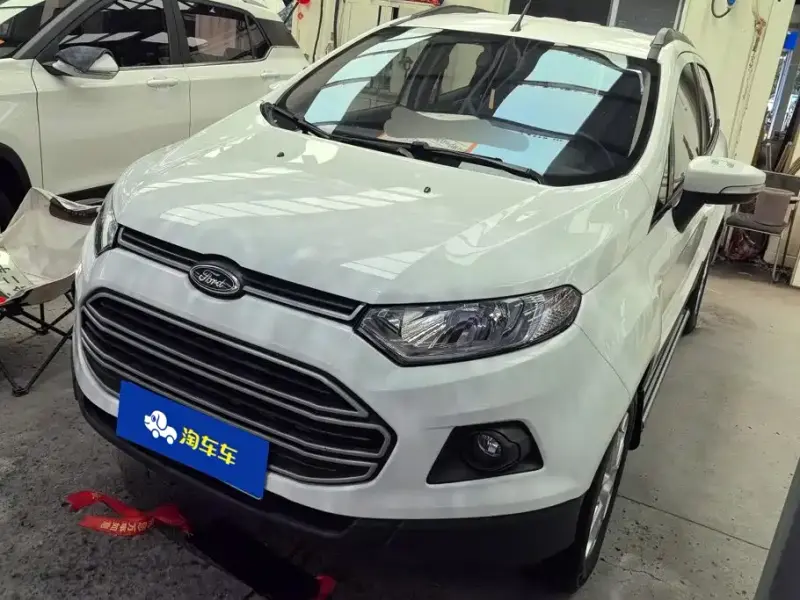 Ford Ecosport, 2015