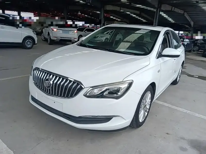 Buick Excelle, 2015