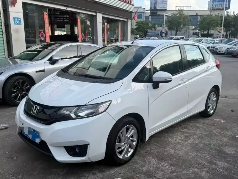 Honda Fit, 2015