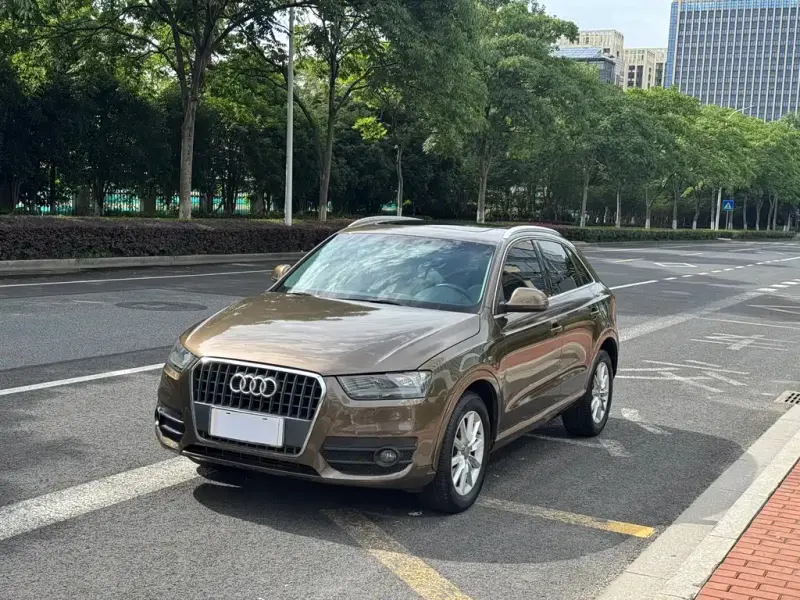Audi Q3, 2013