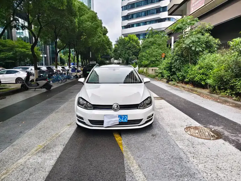Volkswagen Golf, 2014