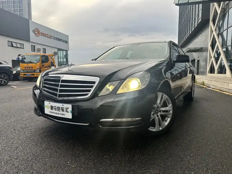 Mercedes-Benz E-Class, 2011
