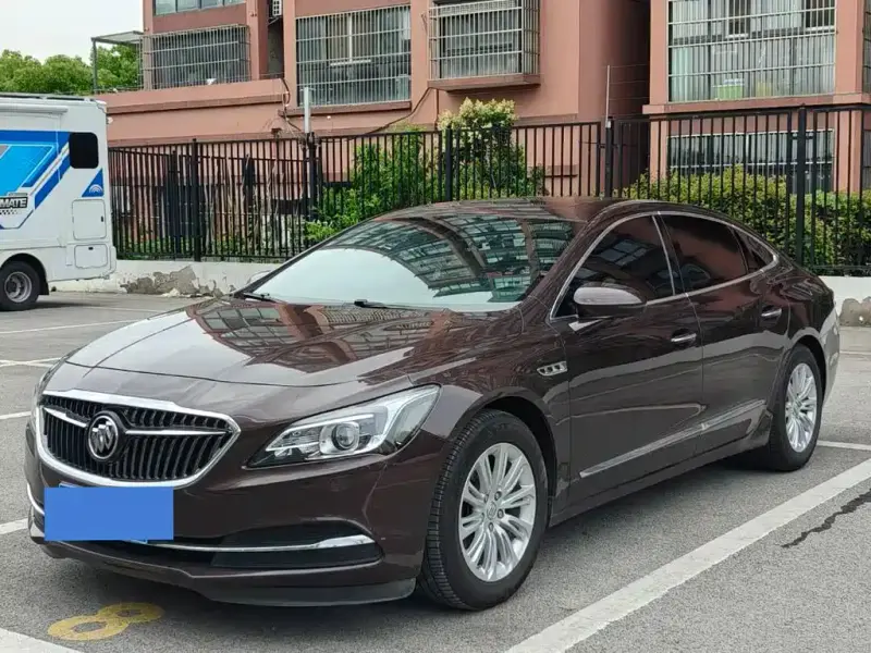 Buick LaCrosse, 2016