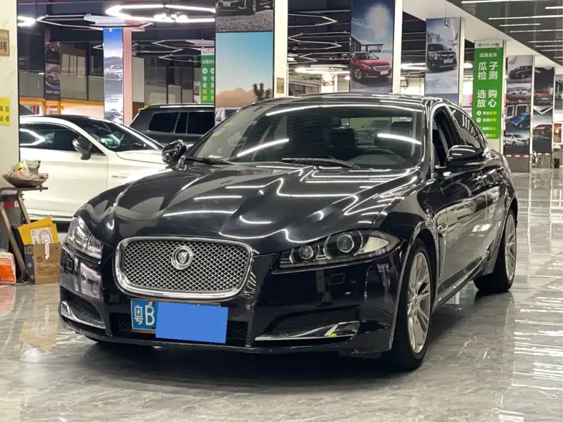 Jaguar XF, 2011