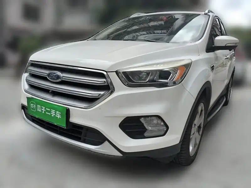 Ford Kuga, 2017