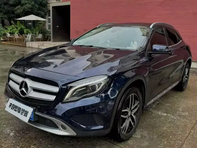 Mercedes-Benz GLA, 2016