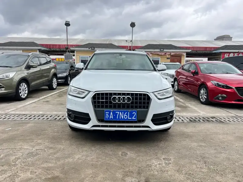Audi Q3, 2015