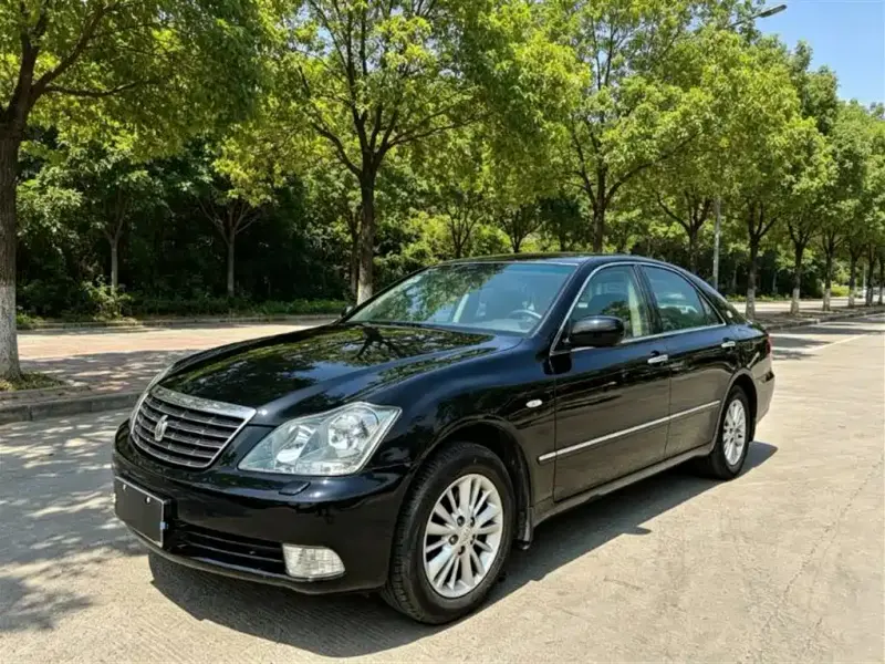 Toyota Crown, 2006
