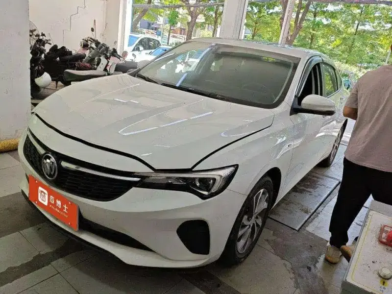 Buick Verano, 2023