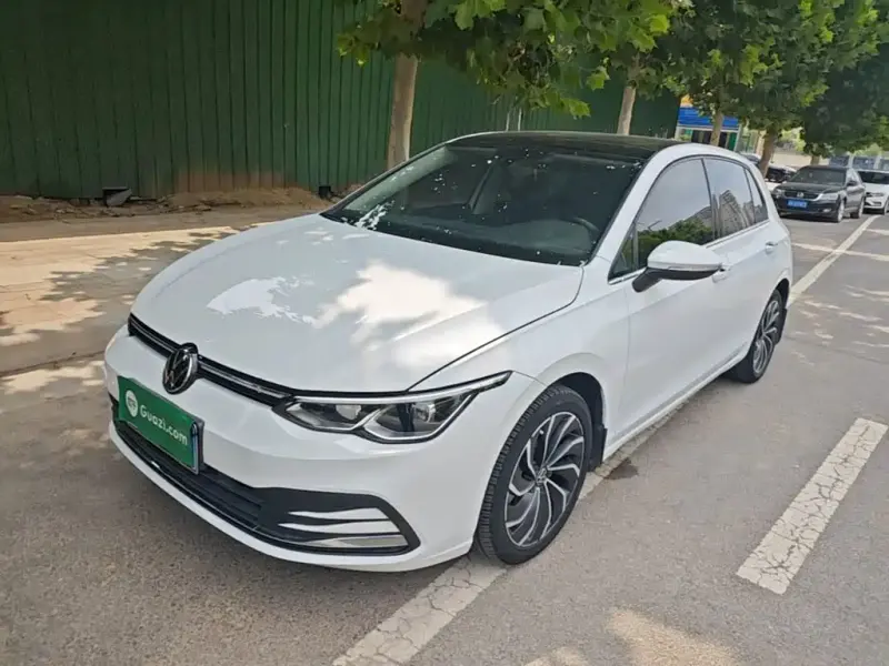 Volkswagen Golf, 2021