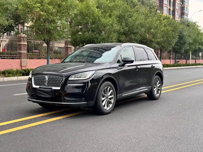 Lincoln Corsair, 2021