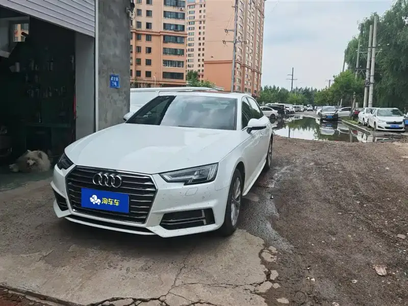 Audi A4L, 2019