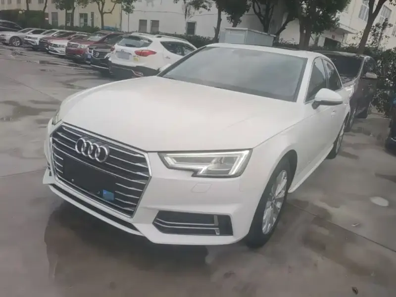 Audi A4L, 2020