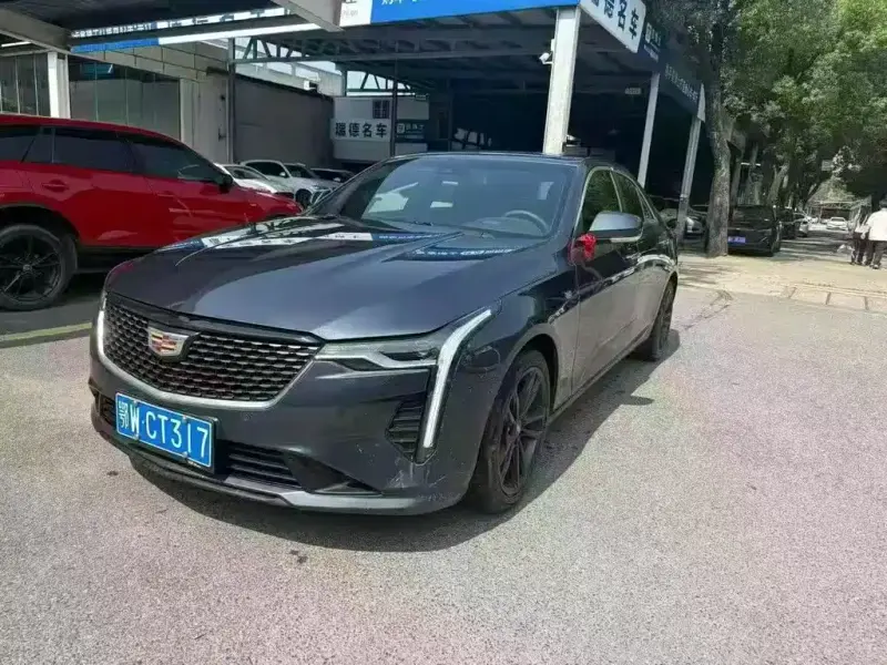 Cadillac CT4, 2022