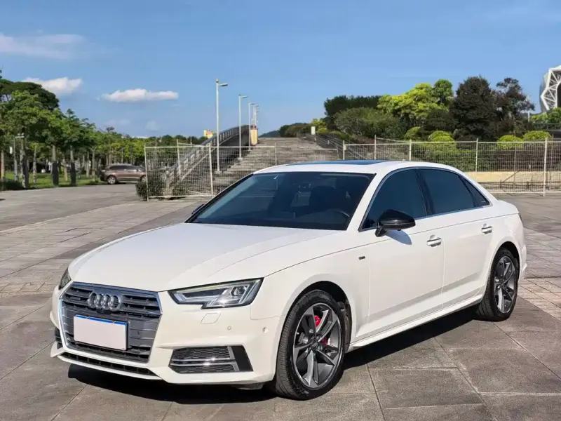 Audi A4L, 2018