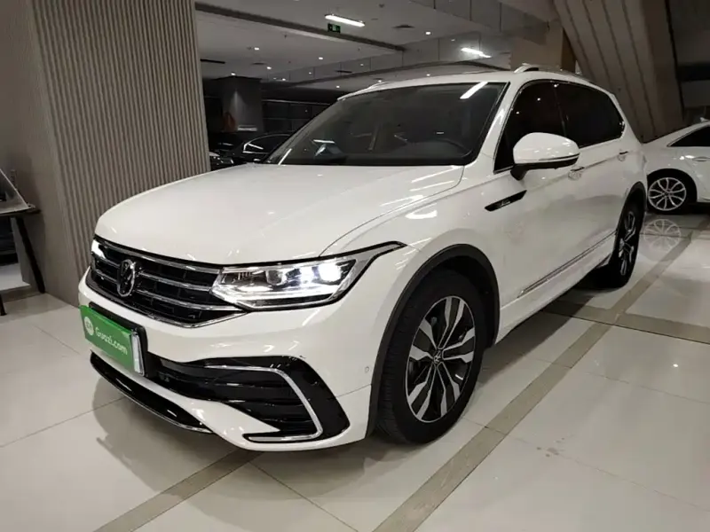 Volkswagen Tiguan L, 2022