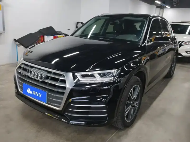 Audi Q5L, 2019