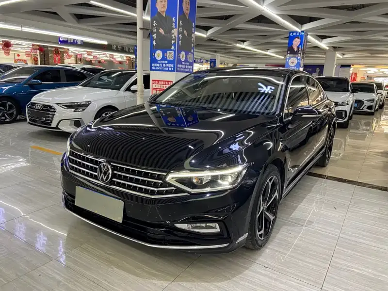 Volkswagen Magotan, 2023