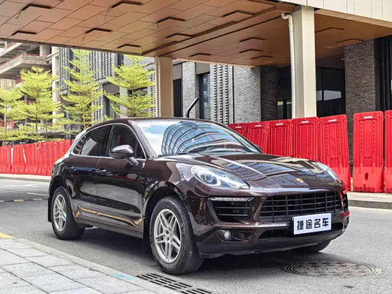 Porsche Macan, 2018