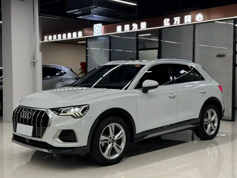 Audi Q3, 2021