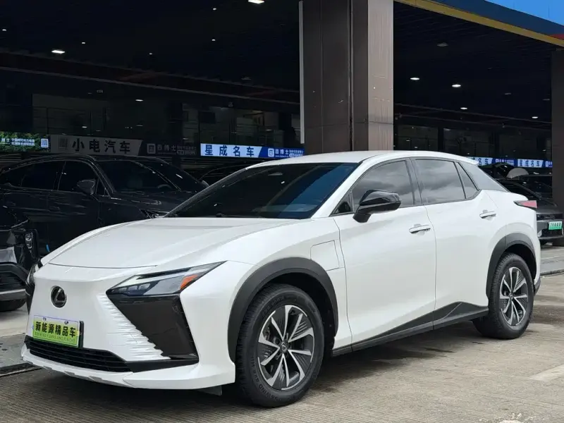 Lexus RZ, 2023