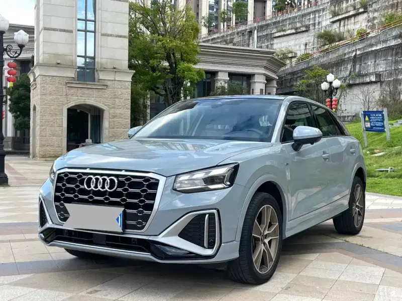 Audi Q2L, 2022