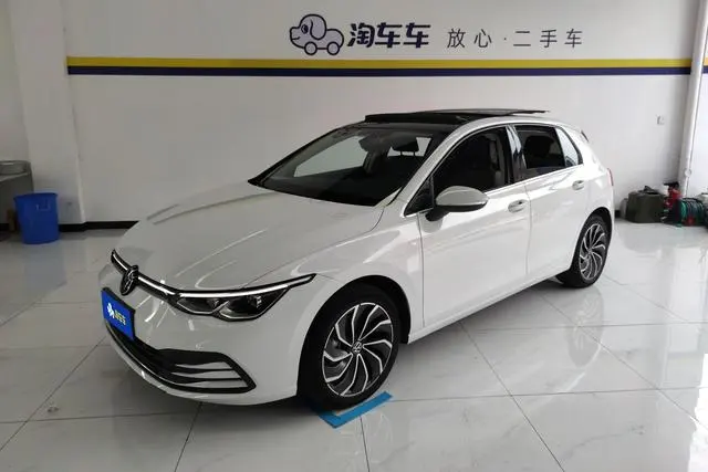Volkswagen Golf, 2021