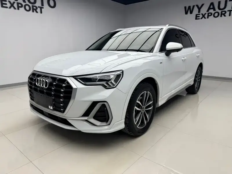 Audi Q3, 2022