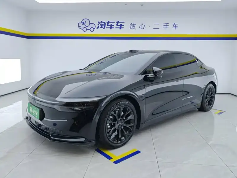 Zeekr 007, 2025
