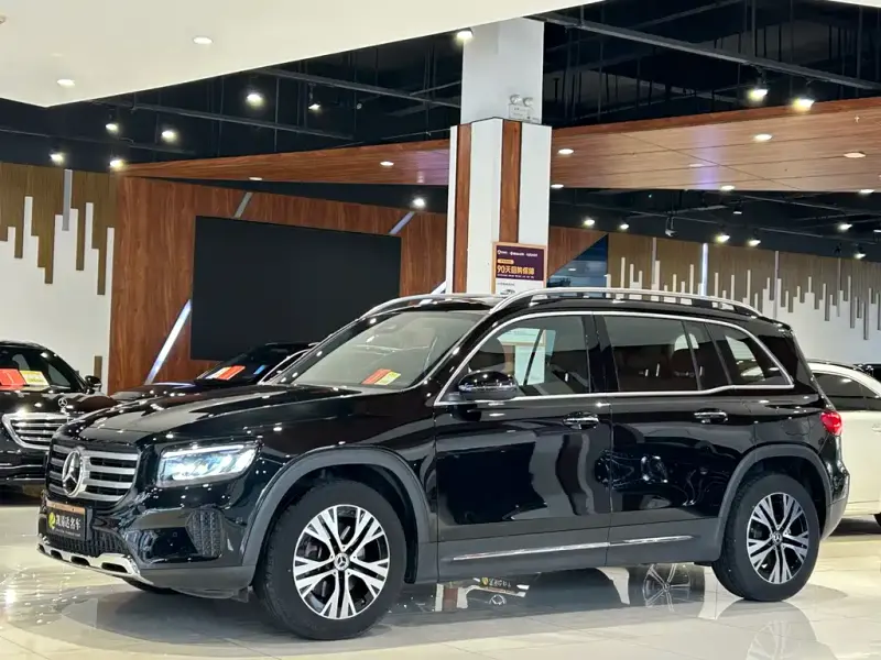 Mercedes-Benz GLB, 2024