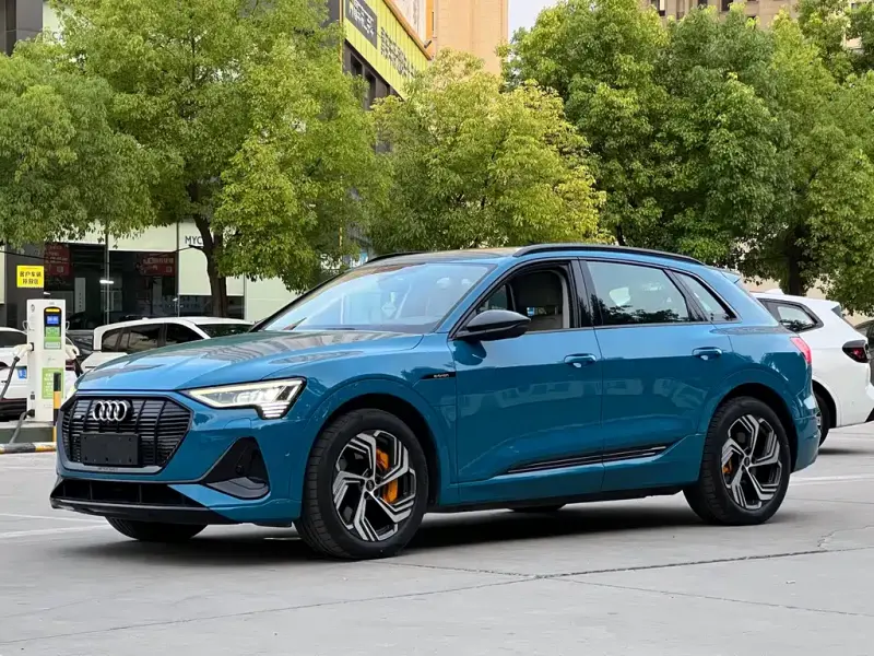 Audi e-tron, 2022