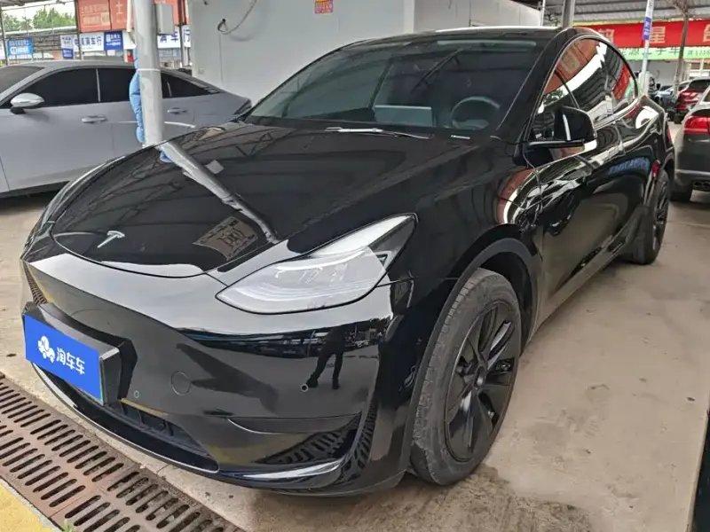 Tesla Model Y, 2023