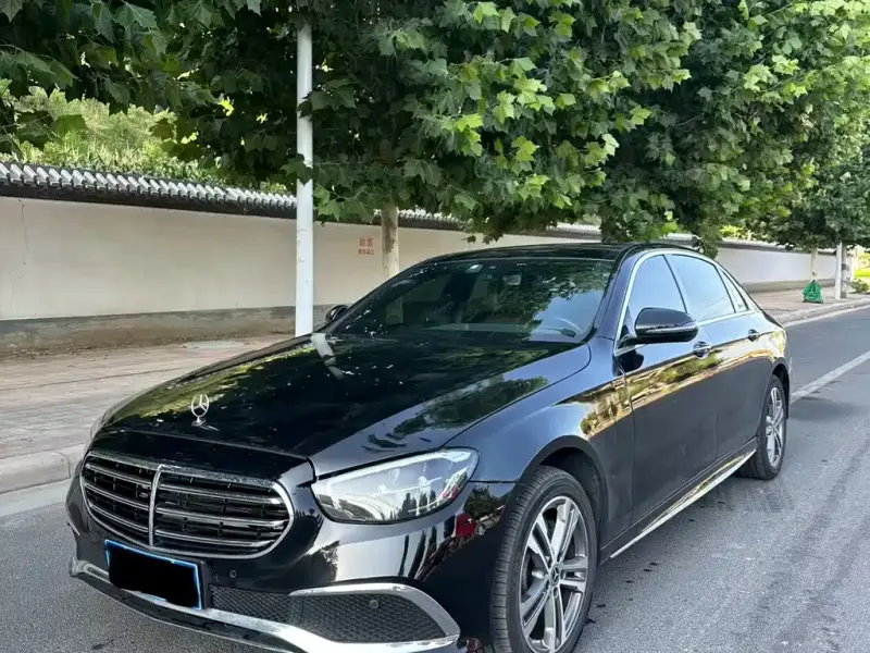 Mercedes-Benz E-Class, 2022
