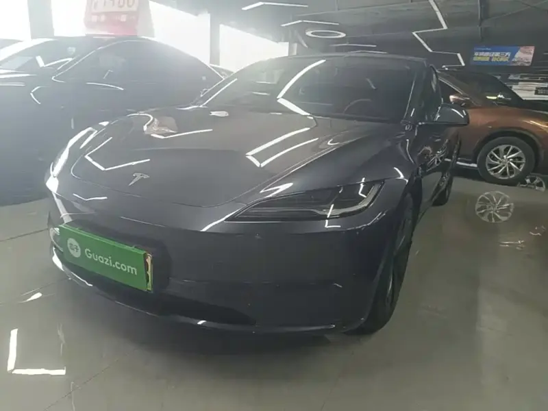 Tesla Model 3, 2024