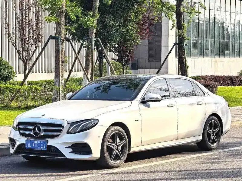 Mercedes-Benz E-Class, 2020