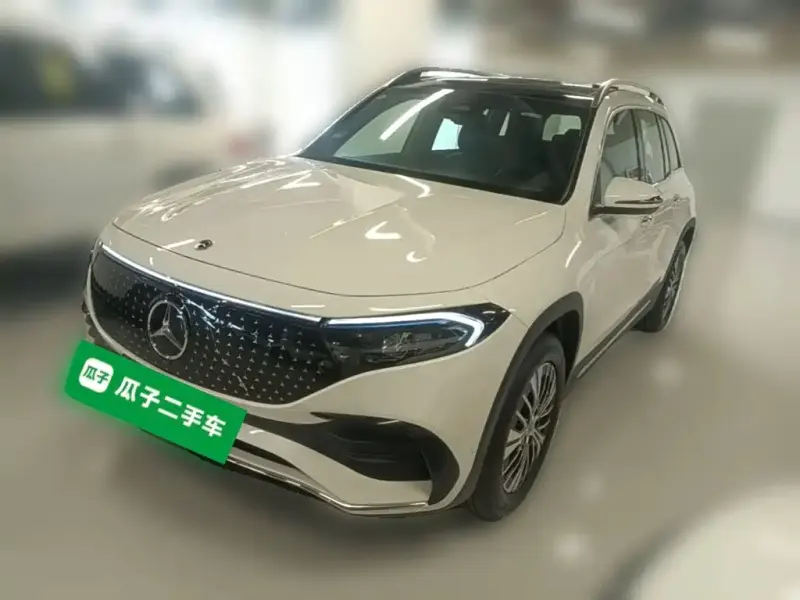 Mercedes-Benz EQB, 2025