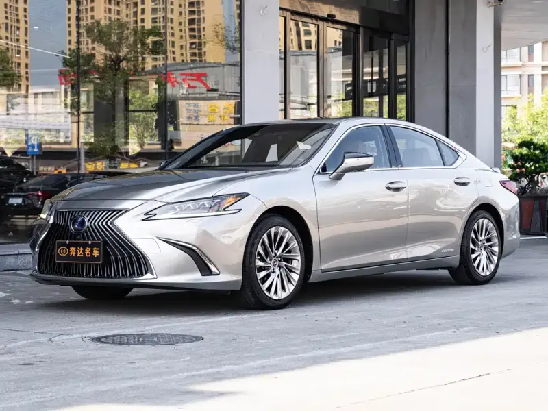 Lexus ES, 2018