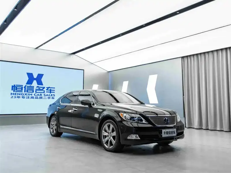 Lexus LS, 2008