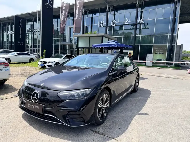 Mercedes-Benz EQE, 2025