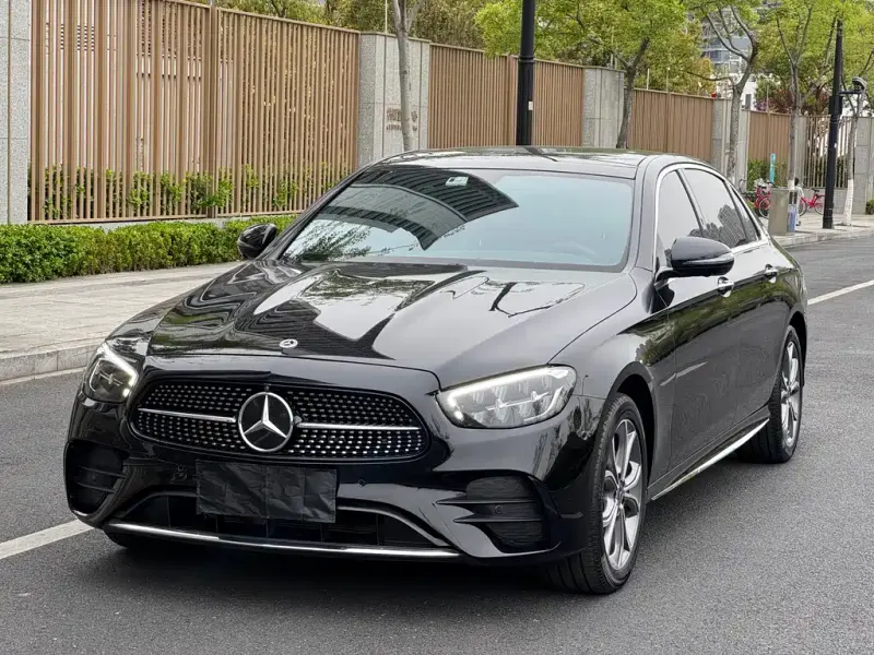 Mercedes-Benz E-Class, 2022