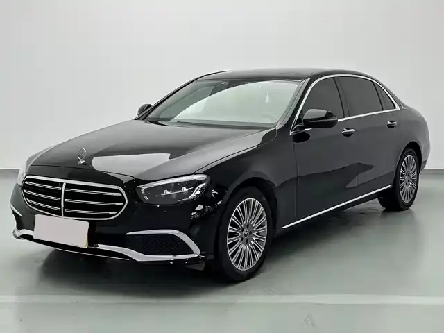 Mercedes-Benz E-Class, 2022