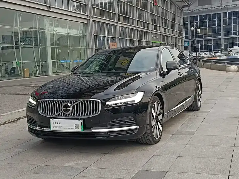 Volvo S90 PHEV, 2024