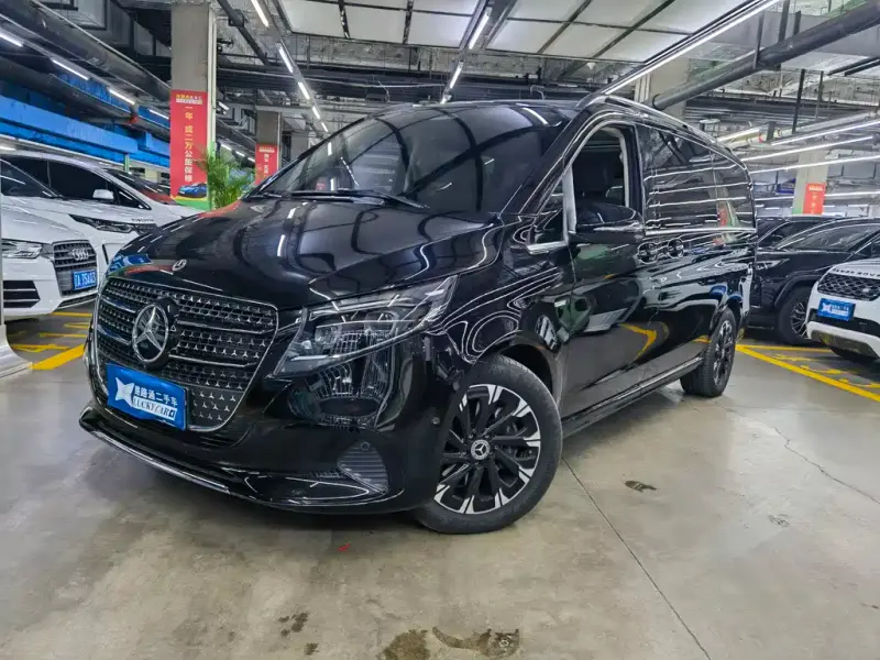 Mercedes-Benz V-Class, 2024