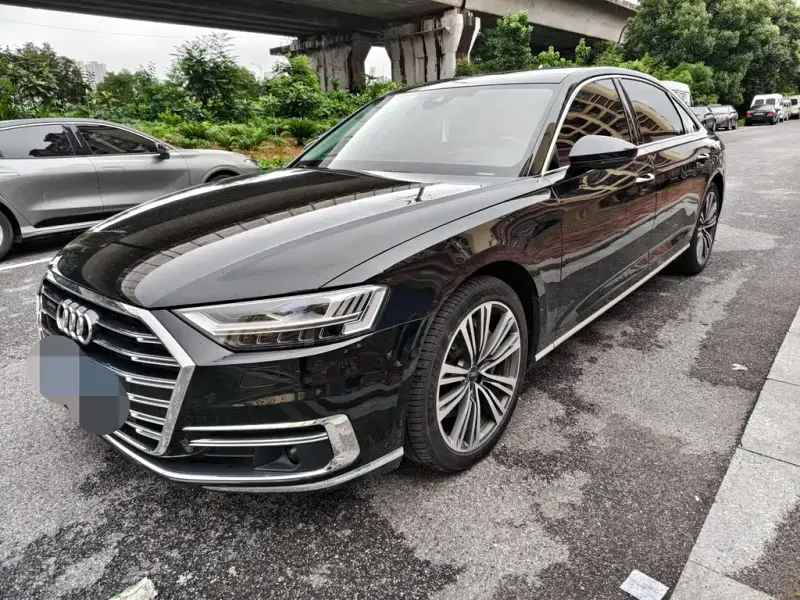 Audi A8, 2022
