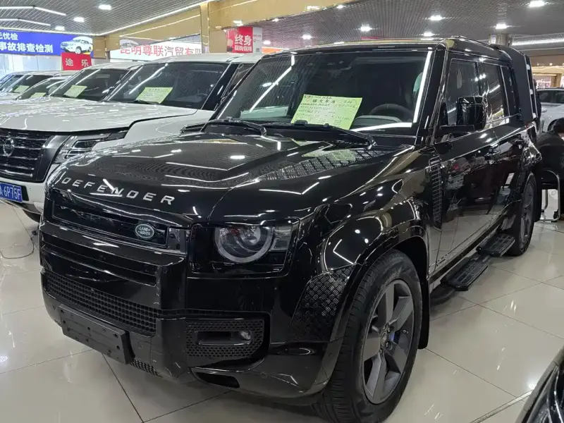 Land Rover Defender, 2021