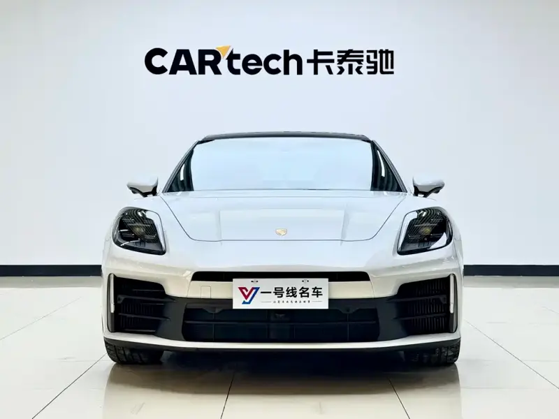 Porsche Panamera, 2025