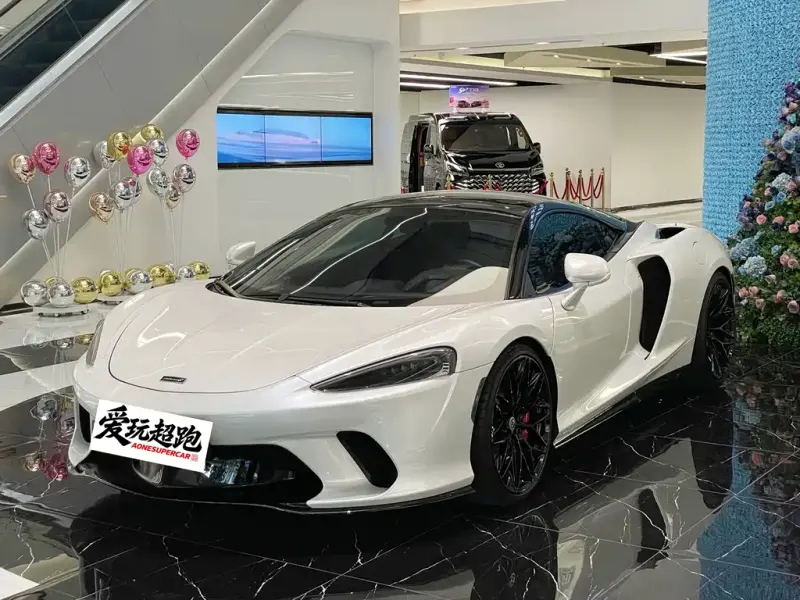 McLaren GT, 2021