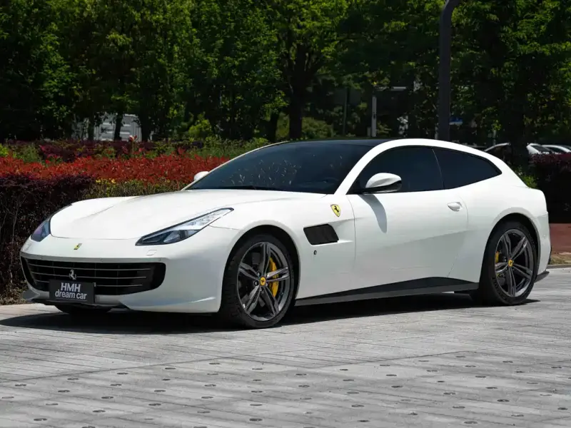 Ferrari GTC4Lusso, 2017