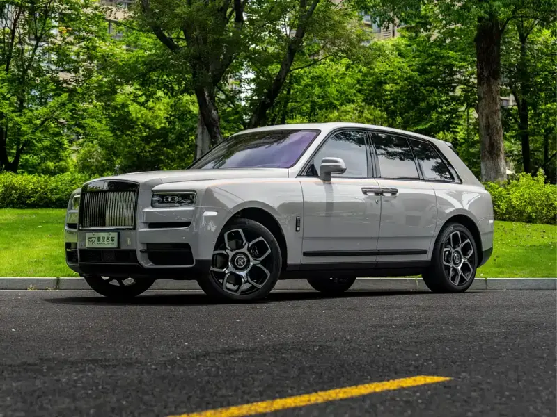 Rolls-Royce Cullinan, 2021