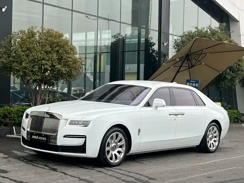 Rolls-Royce Ghost, 2025